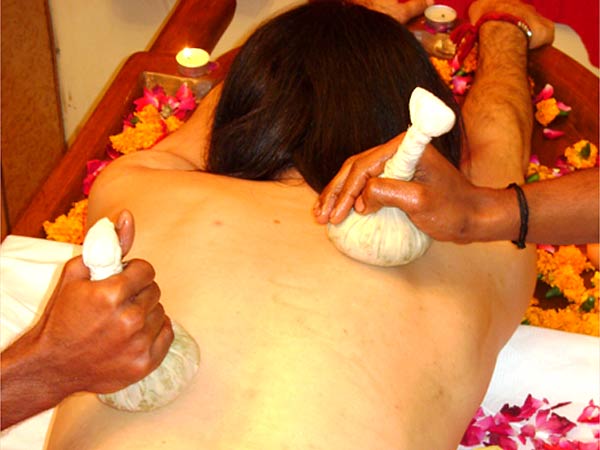 how to stop rectal bleeding from hemorrhoids