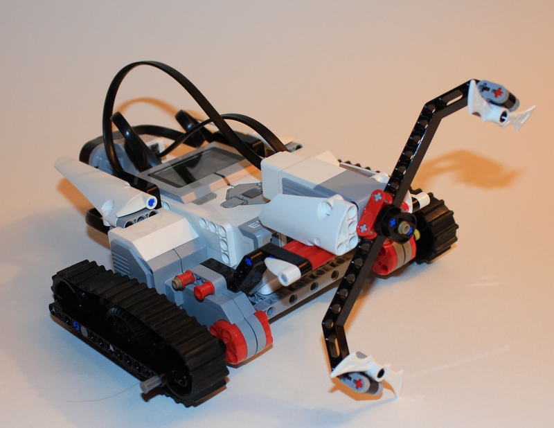 how to turn on a ev3 brick
