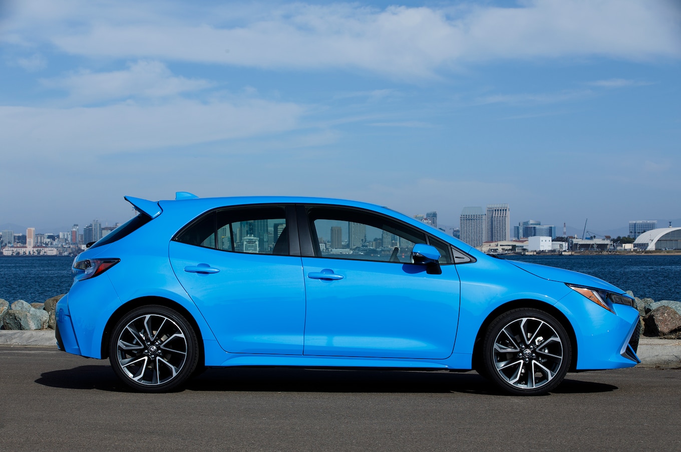how to start a toyota corolla